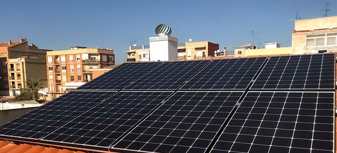 Vida útil y eficiencia de los paneles solares Bluegold-energia