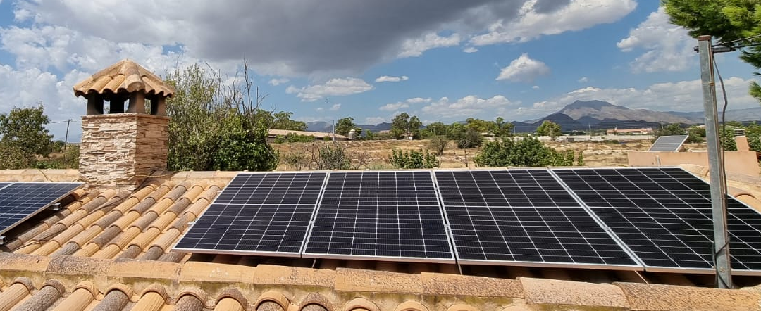 Ubicación de un sistema de paneles solares para autoconsumo compartido Bluegold energia